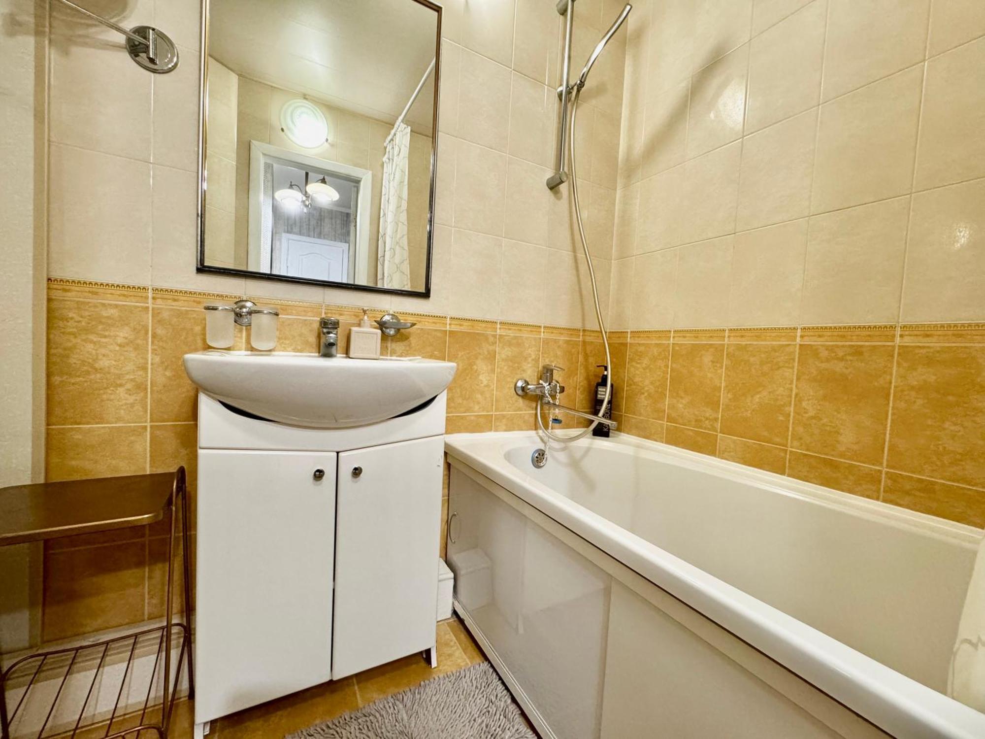 Apartpoltava Смак Італії У Самому Центрі Полтави , Білосніжна Студія В Новобудові, Банківський Чек Exteriér fotografie